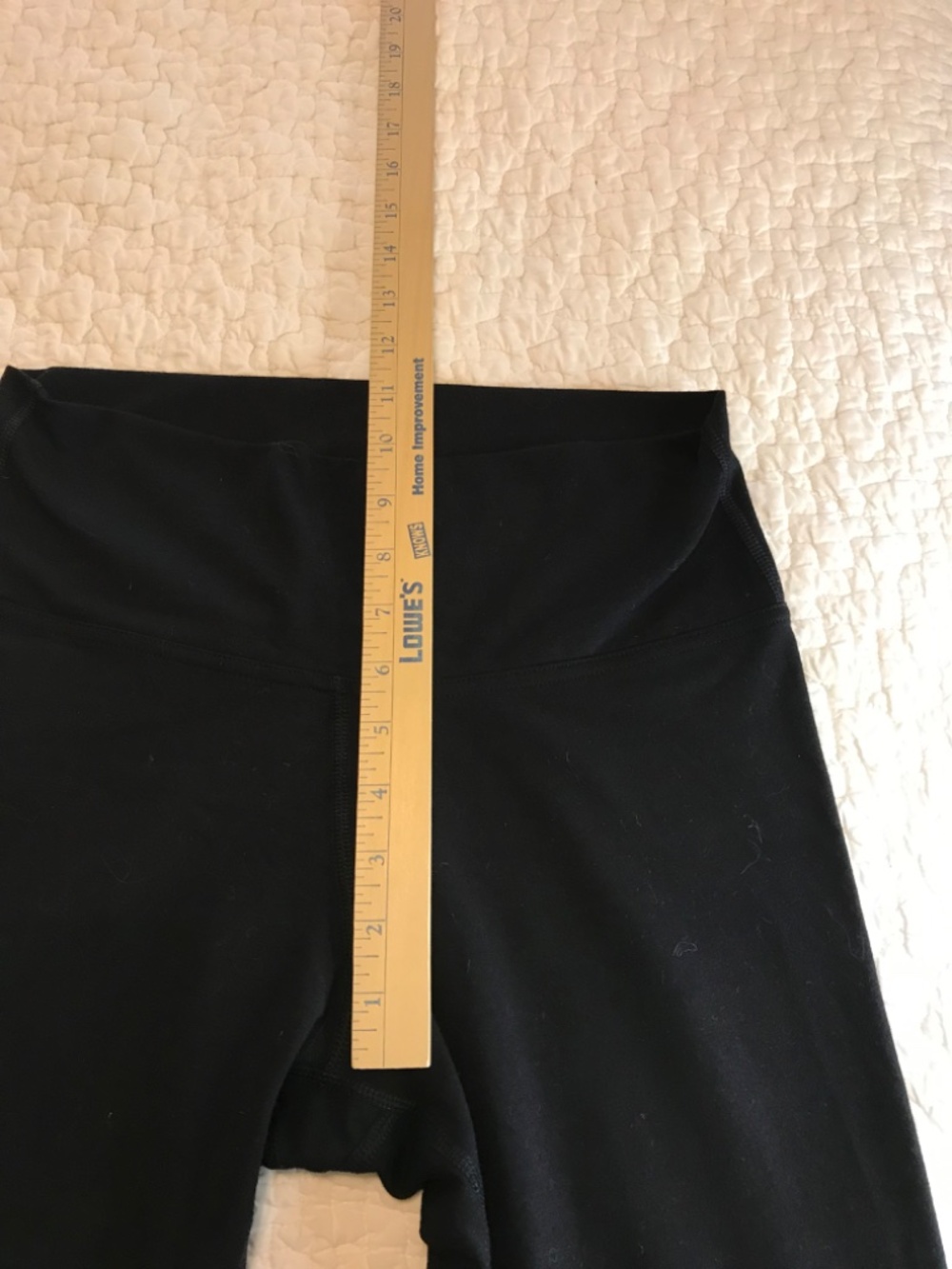 Old Navy Active go-dry capri-length black athletic leggings (L) - Picture 5 of 13
